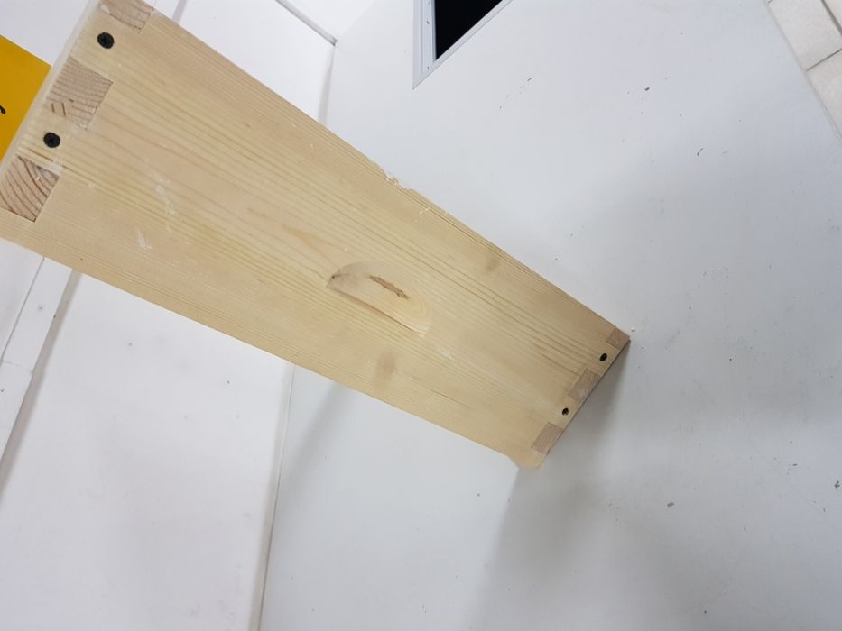 Безфальцевий магазинний корпус на 10 рамок