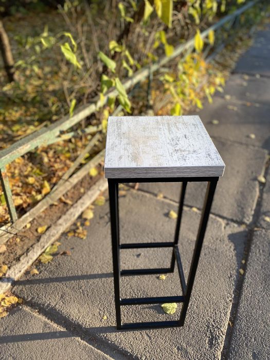 Барний стілець лофт