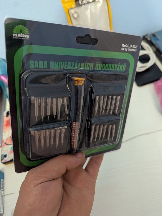 Викрутки отвертки  для ремонту