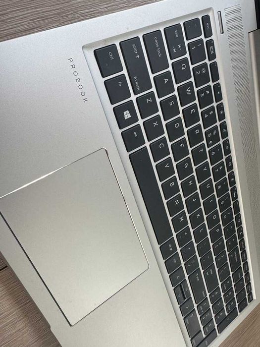 Laptop HP ProBook 450 G7 - i5 10-gen, 8 GB RAM + SSD 240 GB