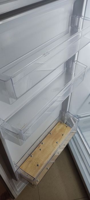 Prateleira de porta de frigorífico Princesse mas compatível com outros