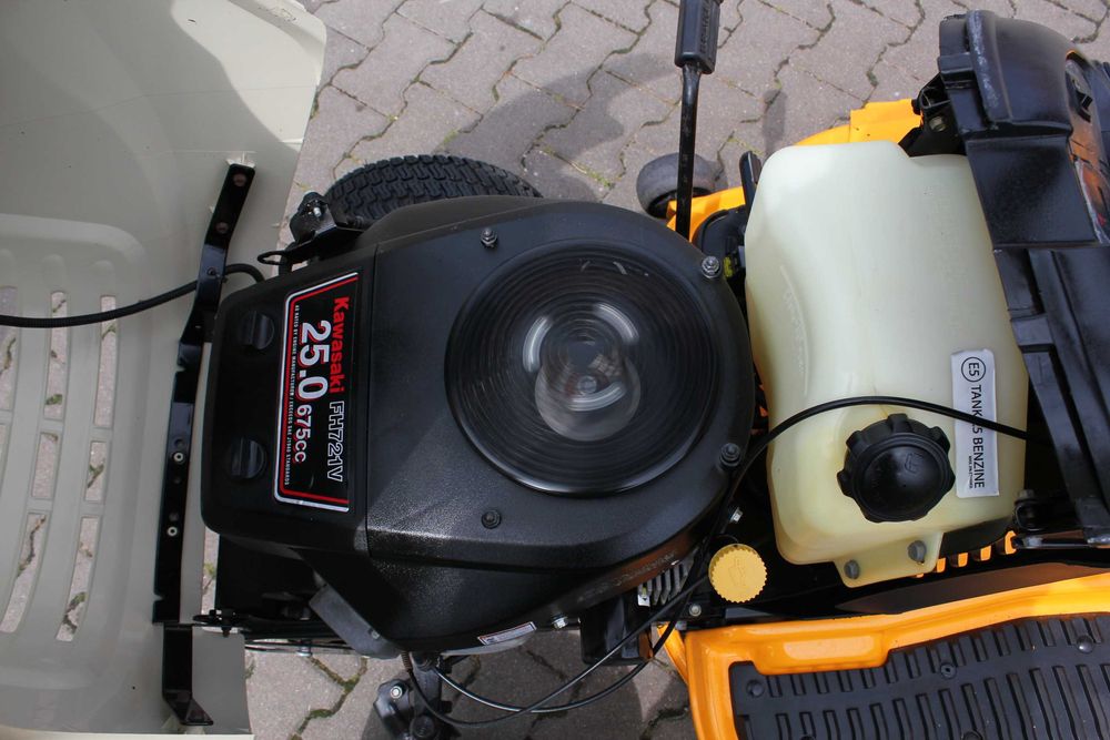 Cub Cadet CC 1025 RD-J V2  TRAKTOREK Kosiarka