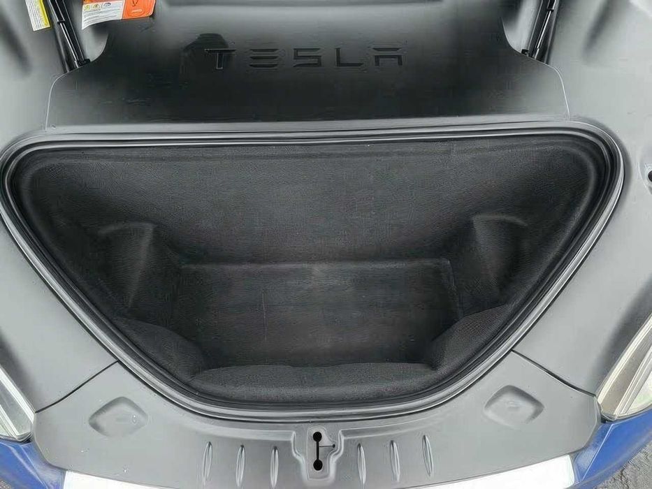 Tesla Model S P100D      2016