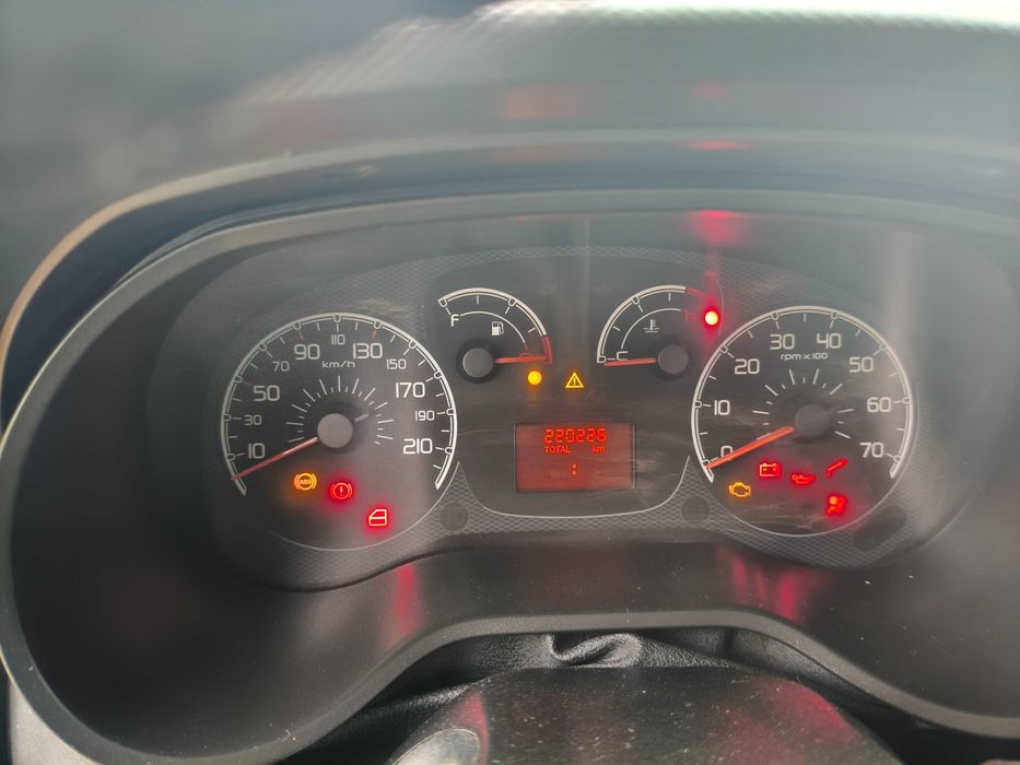 Fiat Doblo 2010, 1.6d