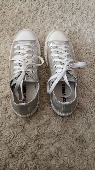 Srebrne trampki damskie Converse rozmiar 39