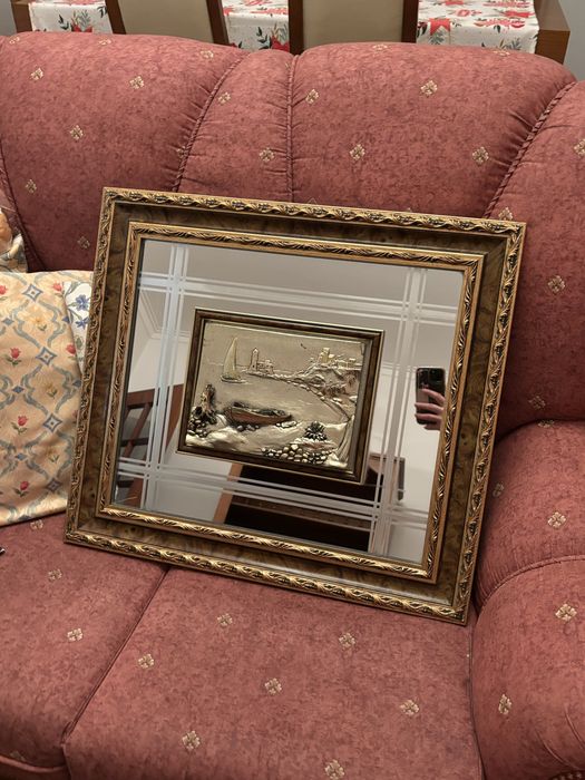 Quadro com moldura dourada e relevo (tema náutico)