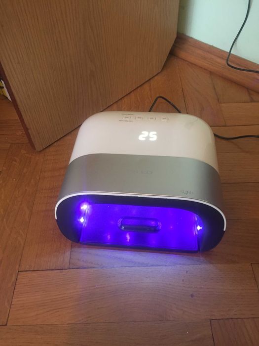 Лампа для маникюра