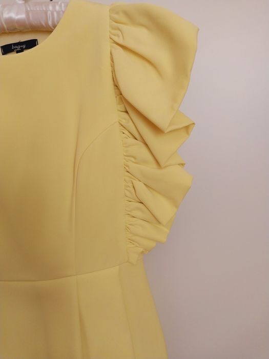 Vestido amarelo Baguy