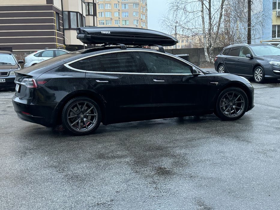 Як новий Thule Spirit 780 багажник бокс