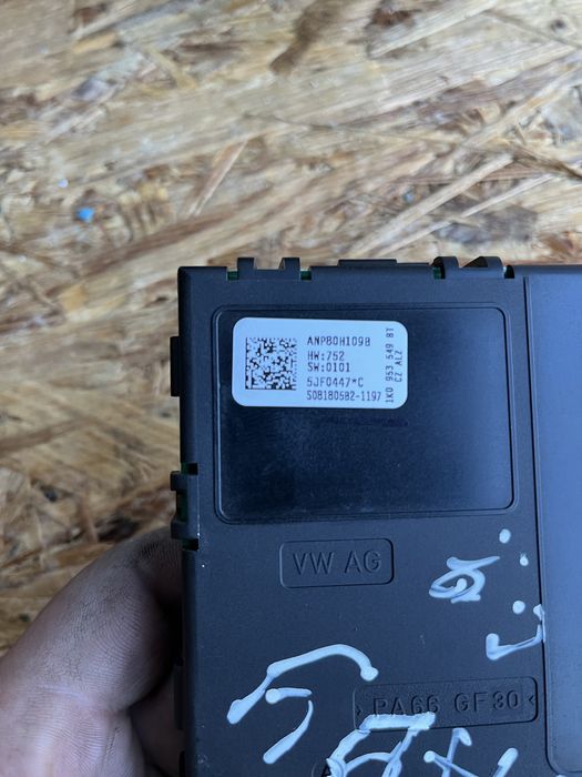 Під рульові переключателі Volkswagen Touran Caddy