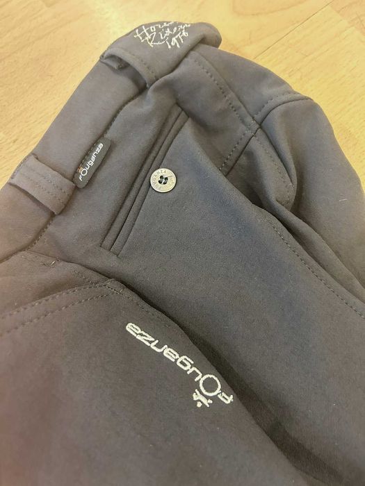 2 PARES DE CALÇAS PARA EQUITAÇÃO