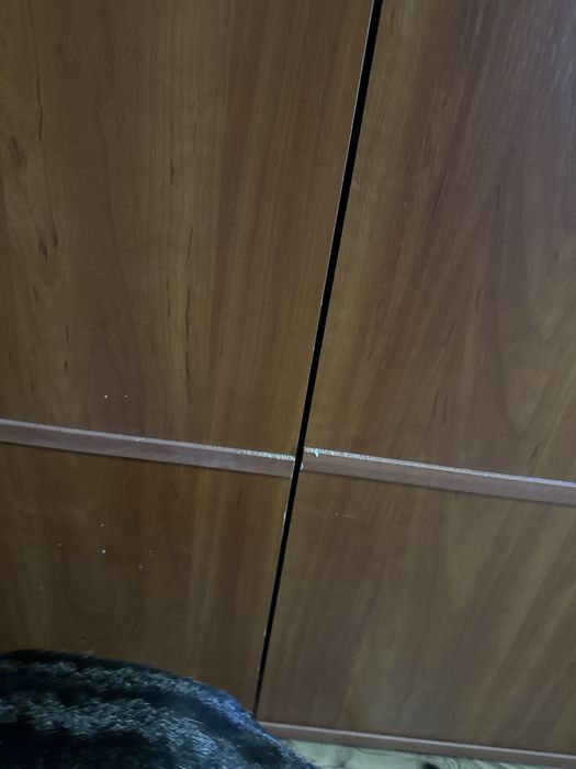 Szafa 3 drzwiowa brazowa