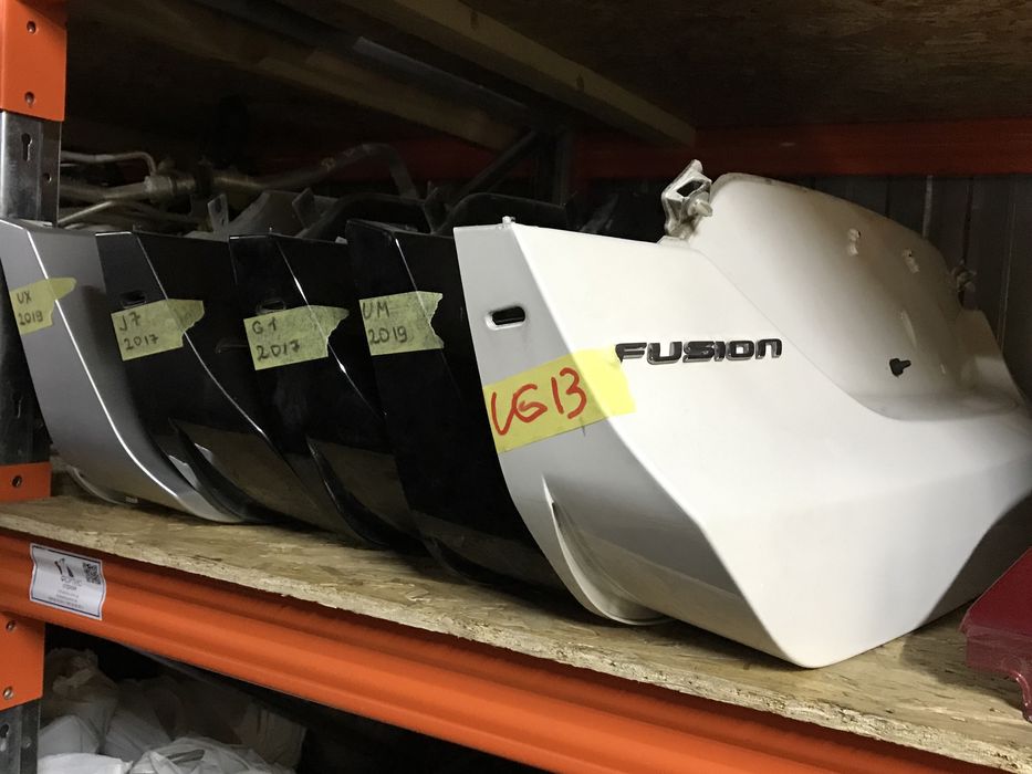 Накладка багажника Ford Fusion Разборка Форд Киев