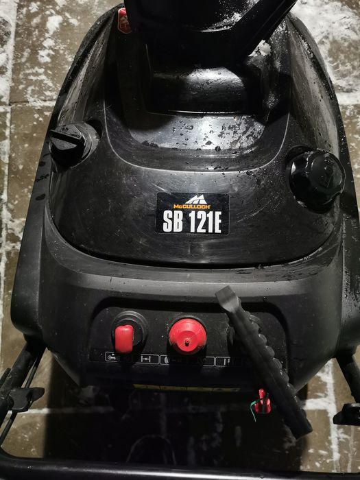 Odśnieżarka spalinowa