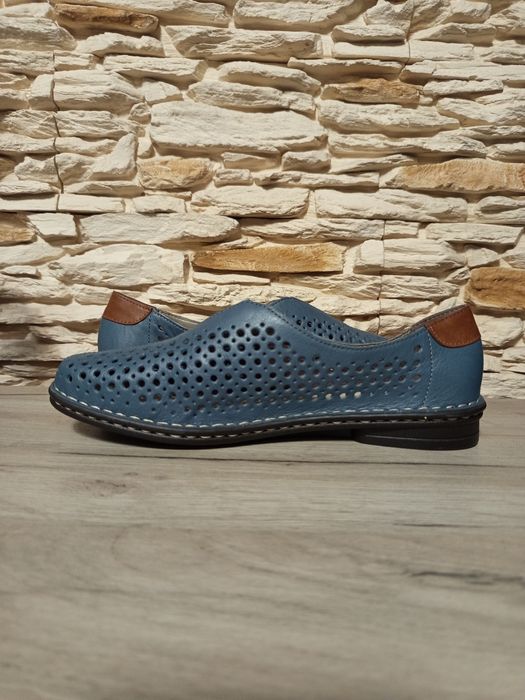 Skórzane buty damskie Rieker 39