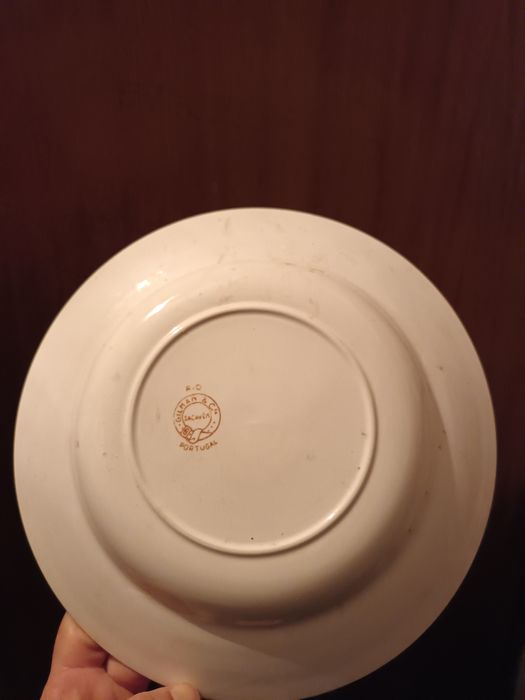 Prato antigo motivos em rosa