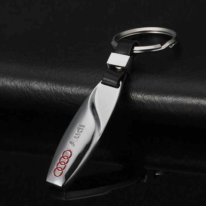 Porta chaves lagrima Audi