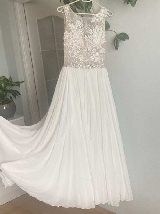 Suknia ślubna 36/ S