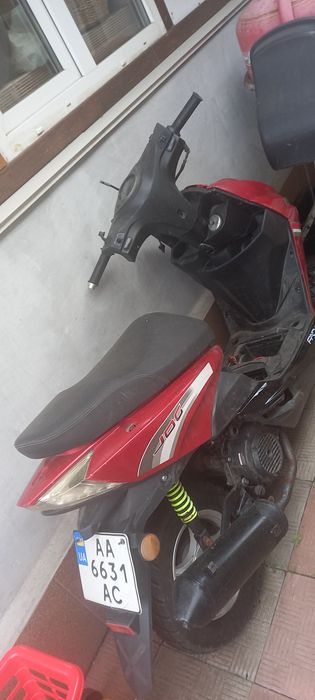 Продам 2 скутери
