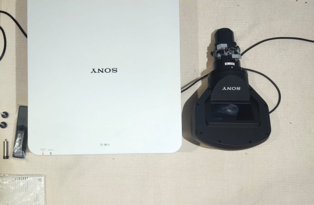 Projetor Profissional Sony VPL-FH60
