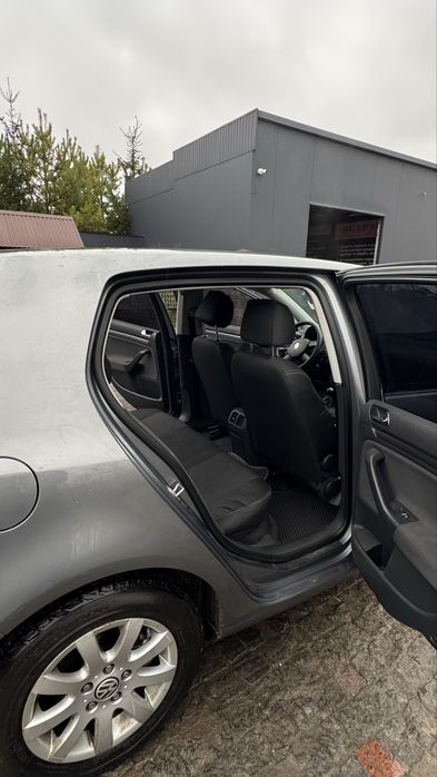 Volkswagen Golf 2005