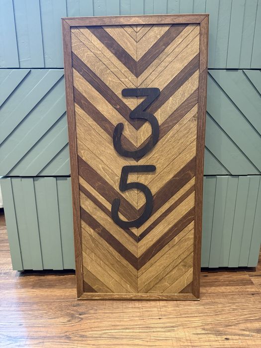 Numer na drzwi, tablica z numerem na drzwi, na dom