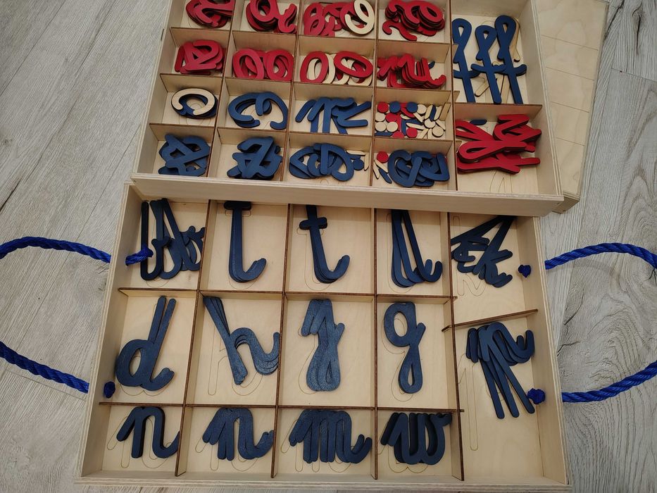Montessori alfabet pisany KUIKI