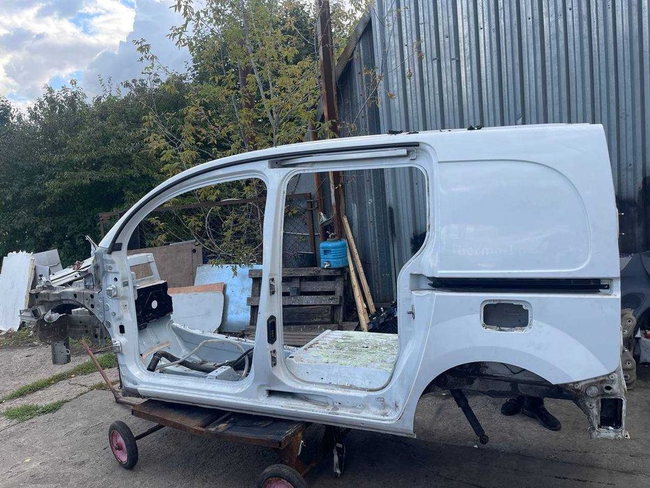 Ліва бочина Рено Кенго Мерседес Сітан Mercedes Citan розбірка