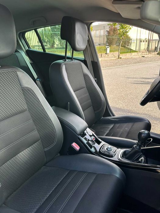 Renault Mégane 1.5 dCi 110cv Bose Edition | 2013 | 165.778 km