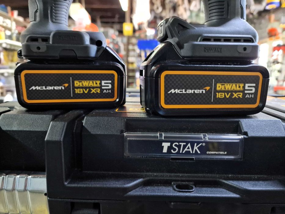 KIT MCLAREN, BERBEQUIM/APARAFUSADORA/2 BATERIAS LI-ON 5AH/MALA TSTAK