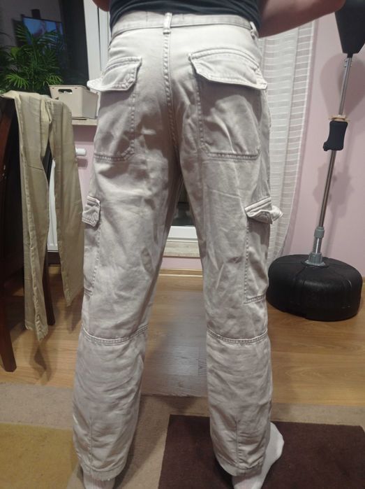 Spodnie Bershka rozmiar 32 szare bojowki