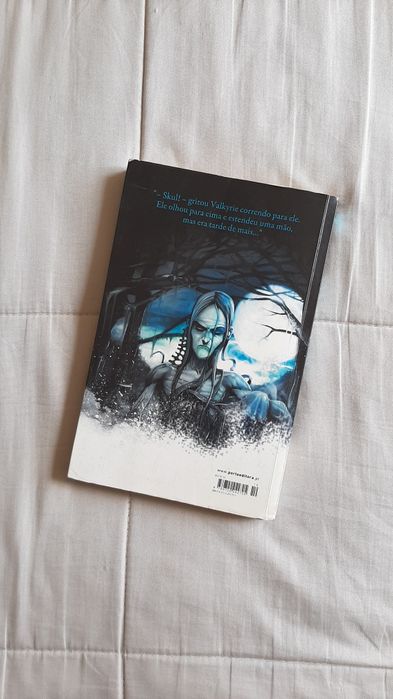 O detective Esqueleto | Os Sem Rosto