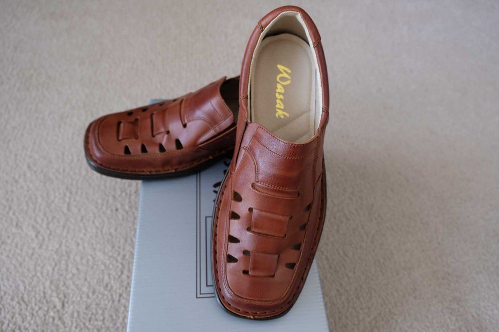 buty męskie- brązowe