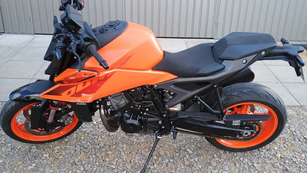 KTM DUKE 990 nie 890 mt09 gsxs 750 z900 duke 790 silnik rama swap