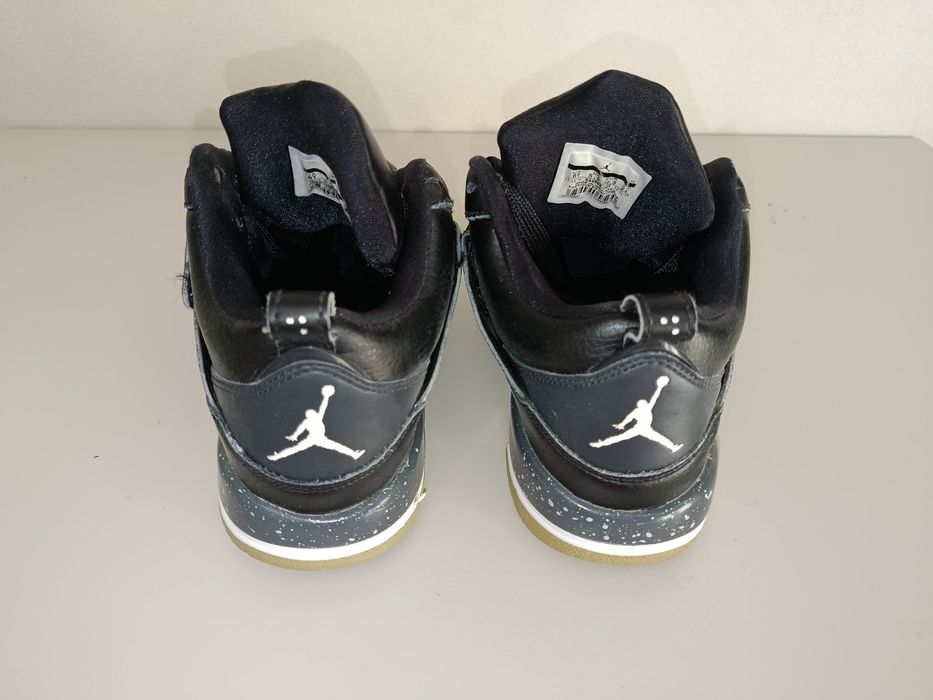 Jordan nr 38.5--24 cm