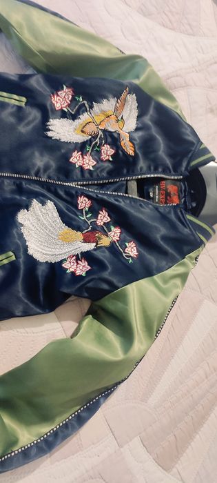 Bluza bomberka oryginalne zdobienia