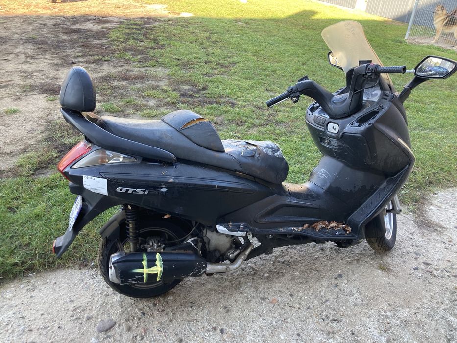 Sym Gts 125 05- czasza silnik lagi osłony owiewki kokpit linka części