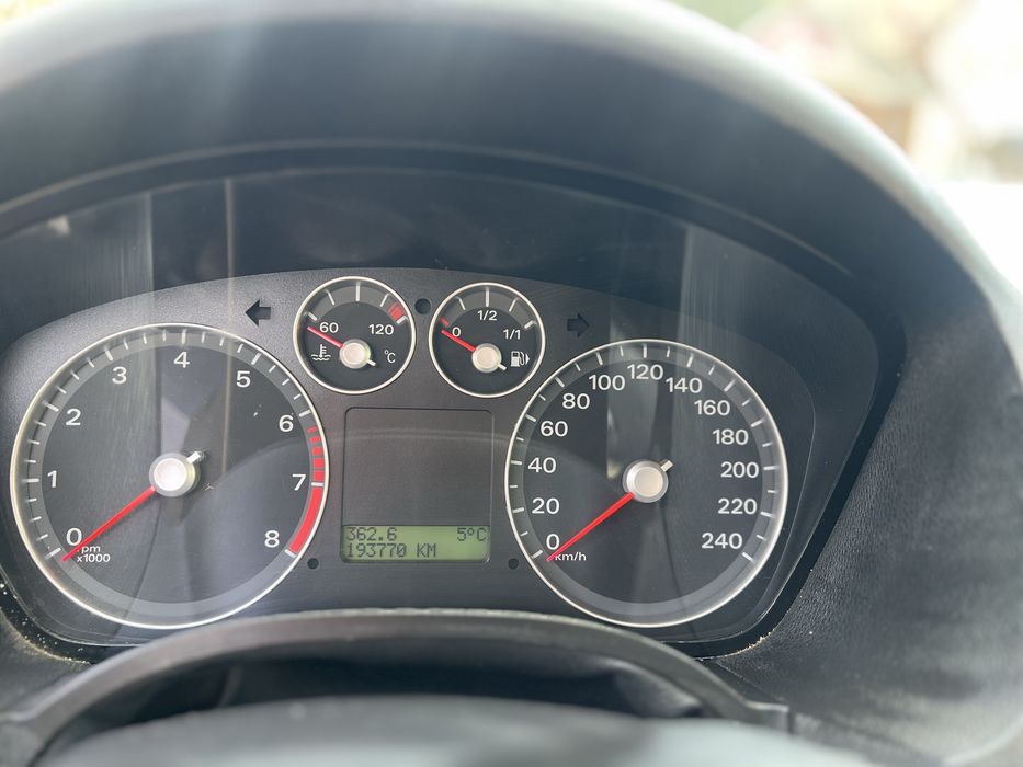 Ford c -max 2004