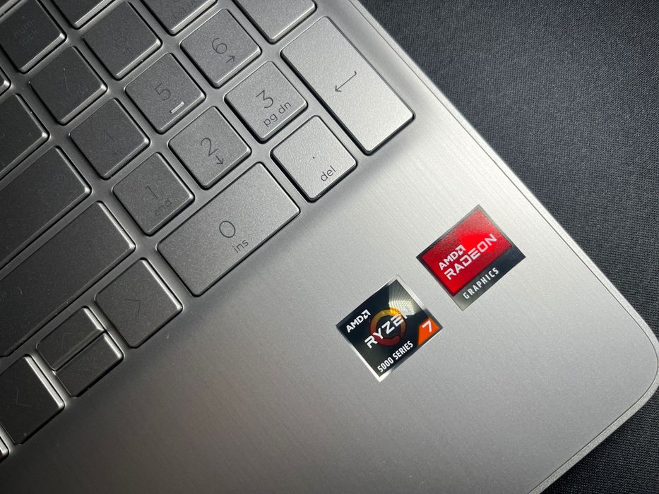 Notebook 15 Pol. Ryzen 7 12GB RAM64740729895937123