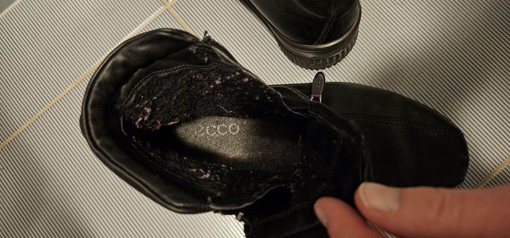 ECCO skórzane damskie buty rozmiar 39 wkładka 25cm stan bardzo dobry