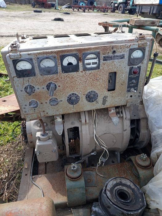 Продам генератор 15 КВТ без мотора.