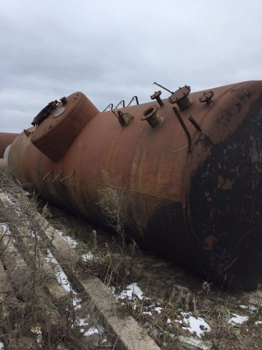 Ёмкости, бочки, цистерны, резервуары металлические 1-100 кубов