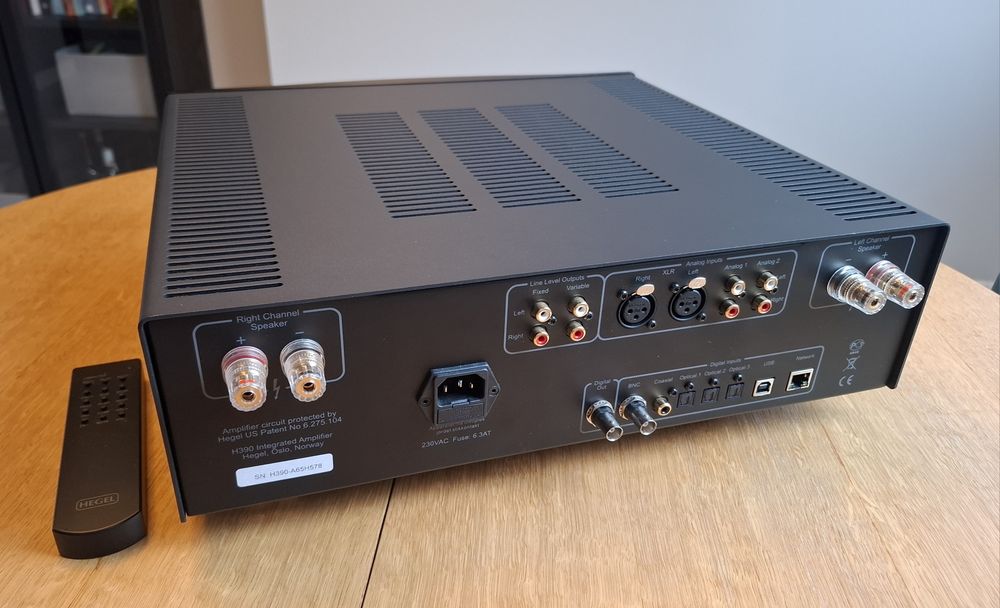 HEGEL H390 wzmacniacz stereo z funkcjami sieciowym.