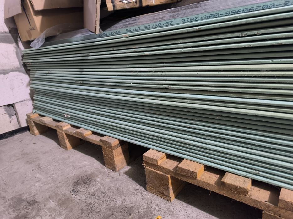 Гипсокартон KNAUF влагостойкий стеновой 2500х1200х12,5 мм , 3000х1200х
