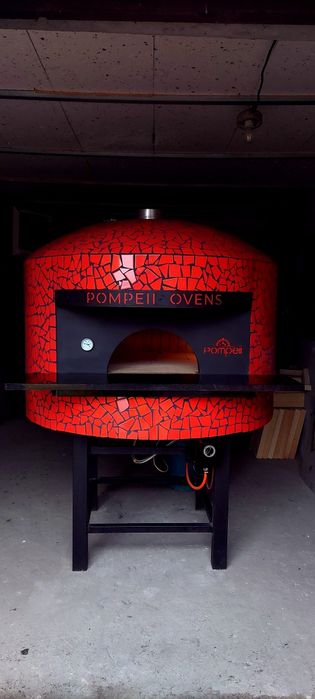 Piec do pizzy opalany drewnem I gazem