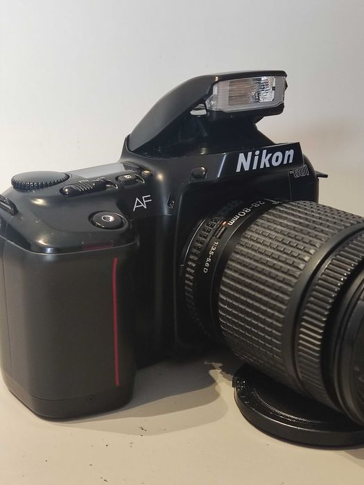 Nikon F-601 + Objetiva 28-80mm - Câmara Analógica - Reservada