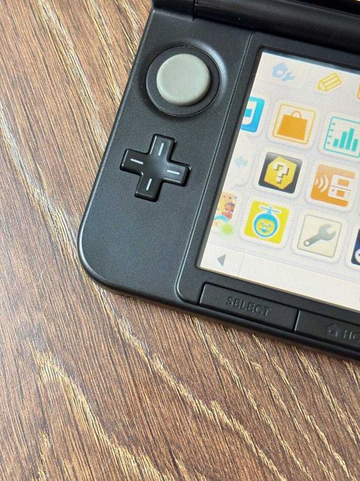 Nintendo 3DS XL przerobione + ładowarka + karta 4GB