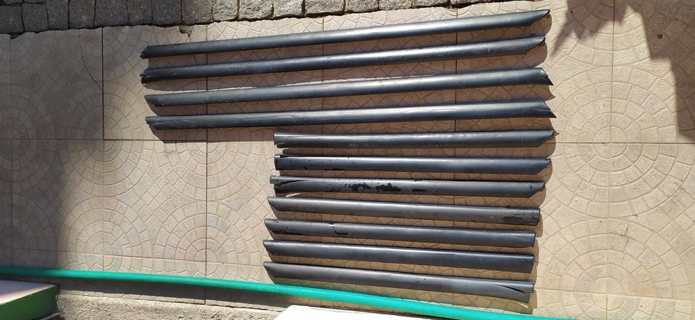 AUDI A4 B5 (8D) - Frisos Inferiores das Portas Carro e Carrinha