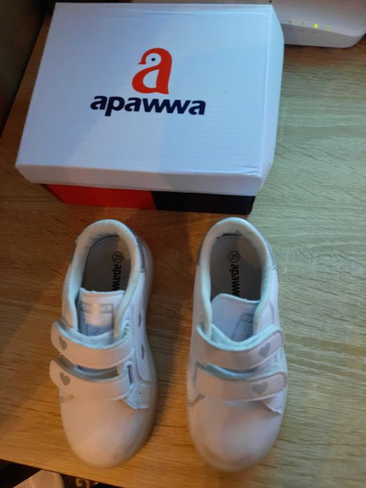 Buty Apawwa świecące rozmiar 25 (A-02)