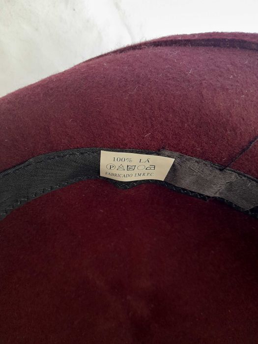 Chapéu bordeux 100% lã